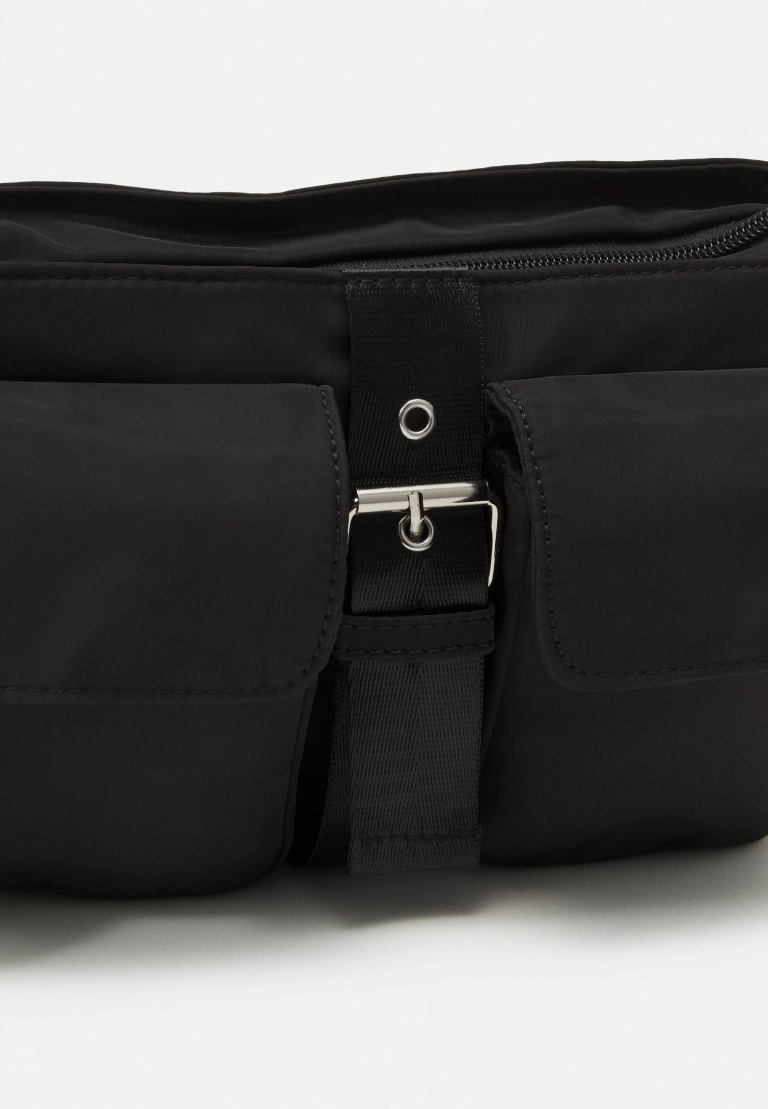 Even&Odd Across Body Bag - Black 4 Even&Odd Across Body Bag - Black - Image 4