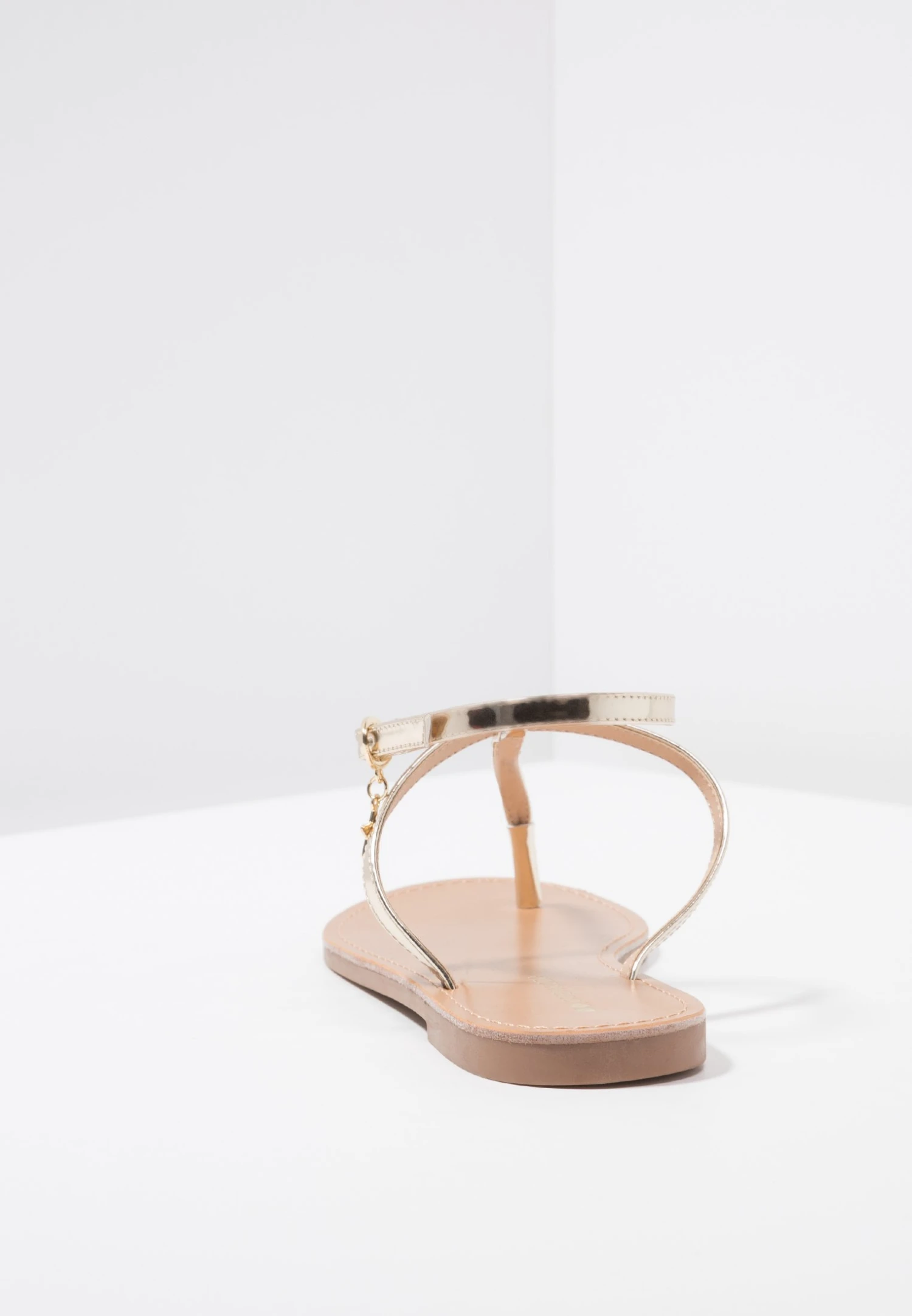 Even&Odd T-Bar Sandals - Gold 6 Even&Odd T-Bar Sandals - Gold - Image 6