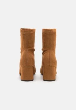 Even&Odd Classic Ankle Boots - Classic Ankle Boots 9 Even&Odd Classic Ankle Boots - Classic Ankle Boots -Even-Odd Store 05a5da9f3f7941a19d2f2a42bafe42b7