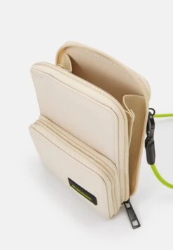 Even&Odd Phone Case -Beige 9 Even&Odd Phone Case -Beige -Even-Odd Store 06c5b5b460554d8c9e47c773de7475a1