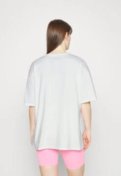 Oversized - Print T-Shirt - White -Even-Odd Store 0afe073b2d084bd29e0f076ad780c701
