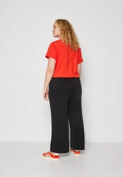 Modal Soft Culotte - Trousers - Black 8 Modal Soft Culotte - Trousers - Black -Even-Odd Store 0e5dc42884f5478093fbe2e36d372130