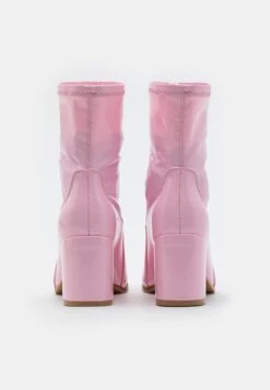 Even&Odd Classic Ankle Boots - Pink -Even-Odd Store 0e7a9a8d4a484f9ca84d33d5c6484244