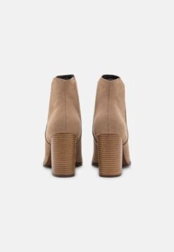 High Heeled Ankle Boots - Beige 9 High Heeled Ankle Boots - Beige -Even-Odd Store 12a17c3d58bd4a89b576b5343d1d78c3