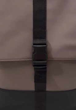 Even&Odd Rucksack - 802 - Black_102 - Grey -Even-Odd Store 14a6bf9552f84f78a04df23ff20cbab0