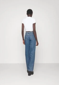 Relaxed Fit Jeans - Light Blue Denim 7 Relaxed Fit Jeans - Light Blue Denim -Even-Odd Store 157753b121644162b995d5897e6cbffe