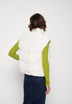 Even&Odd Waistcoat - Off-White 8 Even&Odd Waistcoat - Off-White -Even-Odd Store 15cee72a05954e95816e9a12d1c34d26