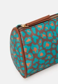 Even&Odd Wash Bag - Multi-Coloured -Even-Odd Store 1a2f487fabf84b3089d7bdfe00c76b72