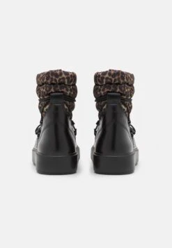 Even&Odd Snow Boot - Platform Ankle Boots - Multi-Coloured -Even-Odd Store 1eda7d0348df4e4e9b3d427679038631