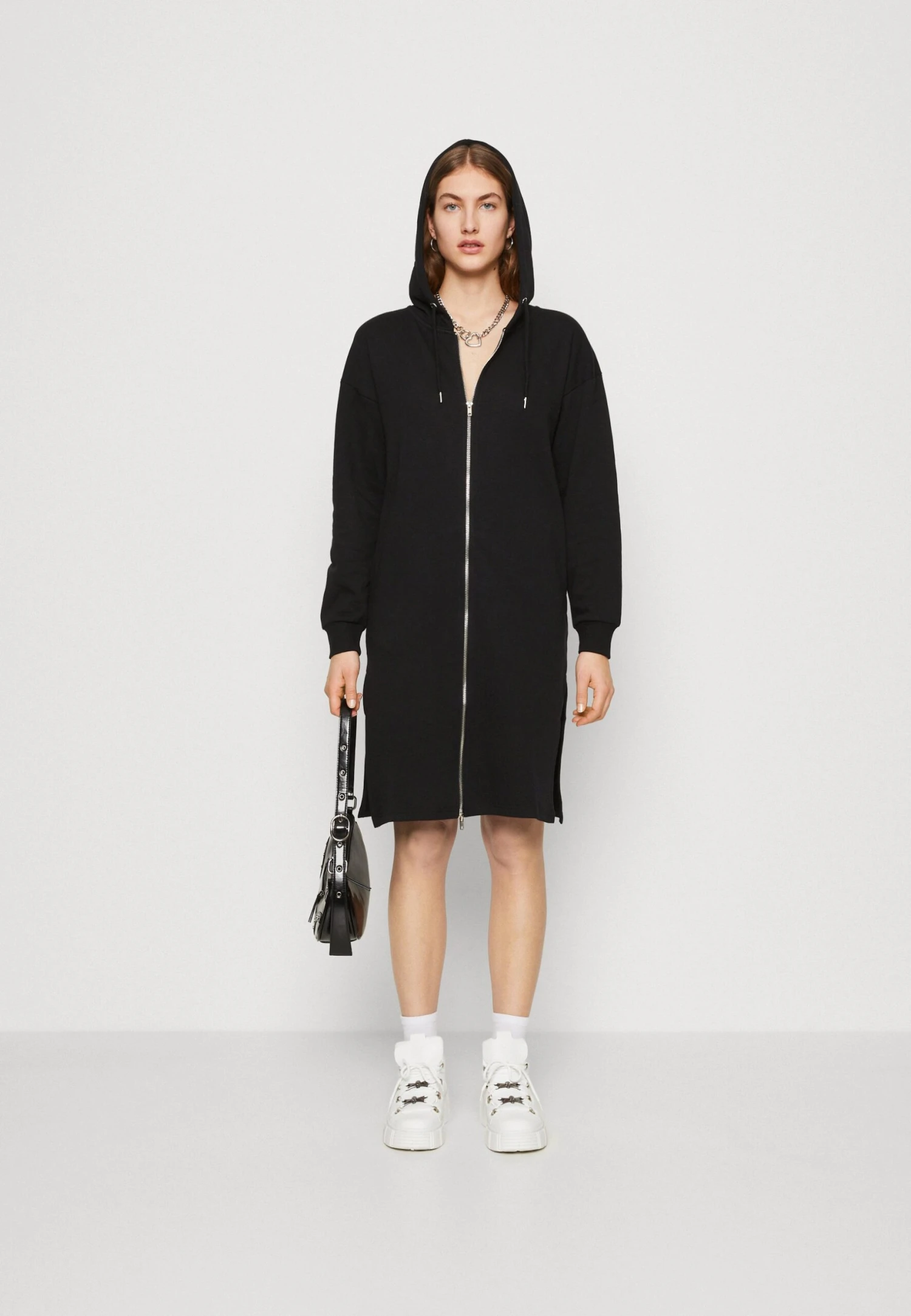 Even&Odd Extra Long Jacket- Zip-Up Sweatshirt - Black 2 Even&Odd Extra Long Jacket- Zip-Up Sweatshirt - Black - Image 2