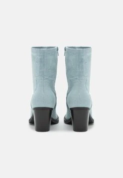 Even&Odd Classic Ankle Boots - Light Blue -Even-Odd Store 2abb11c067244513aa549255866e9767