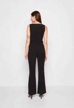 Even&Odd Going Out Low V Neck Flared Leg Belted - Jumpsuit - Black -Even-Odd Store 2b1e36f2e0284a418aebbdf0e49450eb