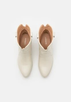 Even&Odd Cowboy/Biker Ankle Boot - Off White -Even-Odd Store 2c97ec83a6f147d882f61069a8a0b7a3