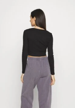 Even&Odd 3 Pack - Long Sleeved Top - Black/White/Grey 10 Even&Odd 3 Pack - Long Sleeved Top - Black/White/Grey -Even-Odd Store 2dc0f1b37a4a4715a0129ce15ee9021c