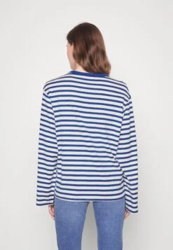 Stripe Tee- Long Sleeved Top - Blue/Light Blue -Even-Odd Store 2ead02addd0a4feaba646d6020df506c