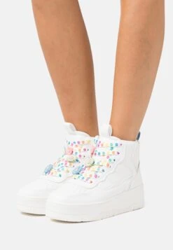 Even&Odd High-Top Trainers - White