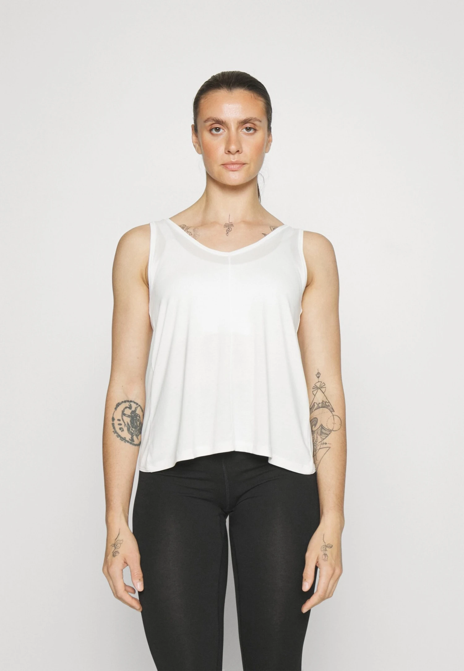 Top - White 1 Top - White