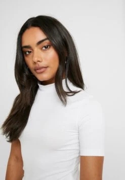 2Er Pack - Basic T-Shirt - White/Black -Even-Odd Store 3693fd3521464c3fb15414818c76686e