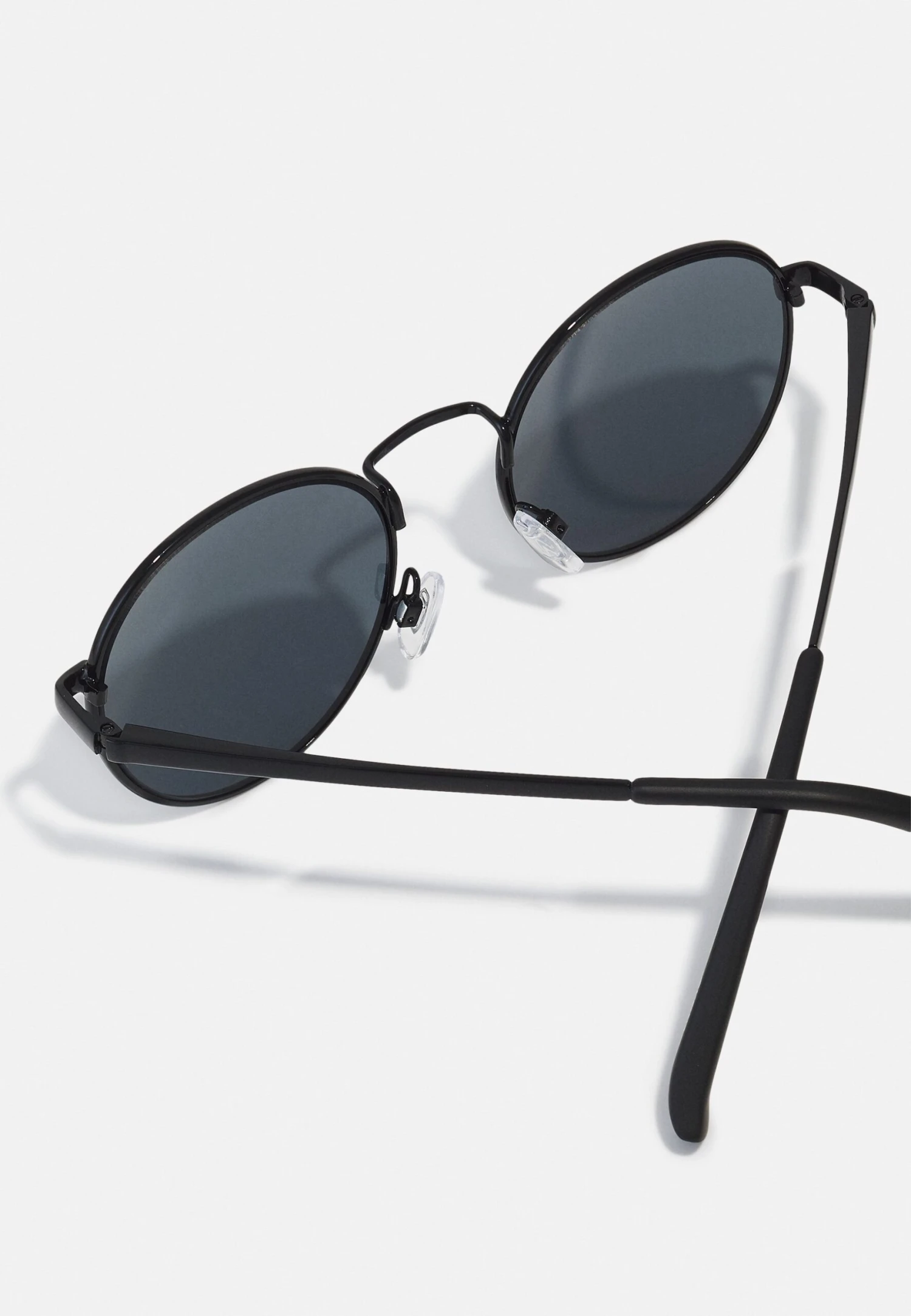 Even&Odd Sunglasses -Black 3 Even&Odd Sunglasses -Black - Image 3