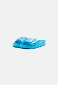 Even&Odd Pool Slides - Blue 8 Even&Odd Pool Slides - Blue -Even-Odd Store 3e4facbe650a451980d1c0d5444bb8ec