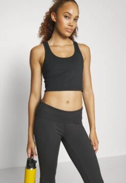 Top - Black -Even-Odd Store 4447ce1332d44957b5a4b54886a8221e