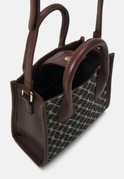 Even&Odd Across Body Bag - Dark Blue -Even-Odd Store 452cc6ec103848cb833b06c0d2ed960e