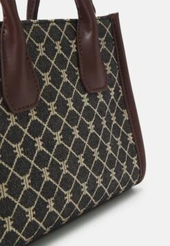 Even&Odd Across Body Bag - Dark Blue -Even-Odd Store 45d3d4d94ee34498b9bb15f9e3093967