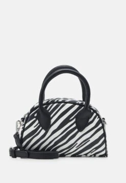 Even&Odd Across Body Bag - Black/White