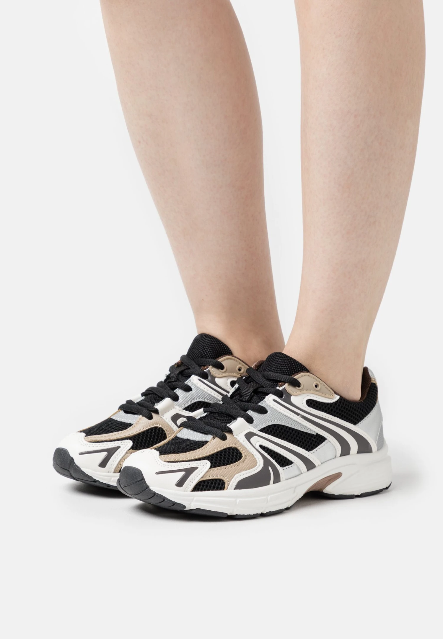 Even&Odd Trainers - Brown 1 Even&Odd Trainers - Brown