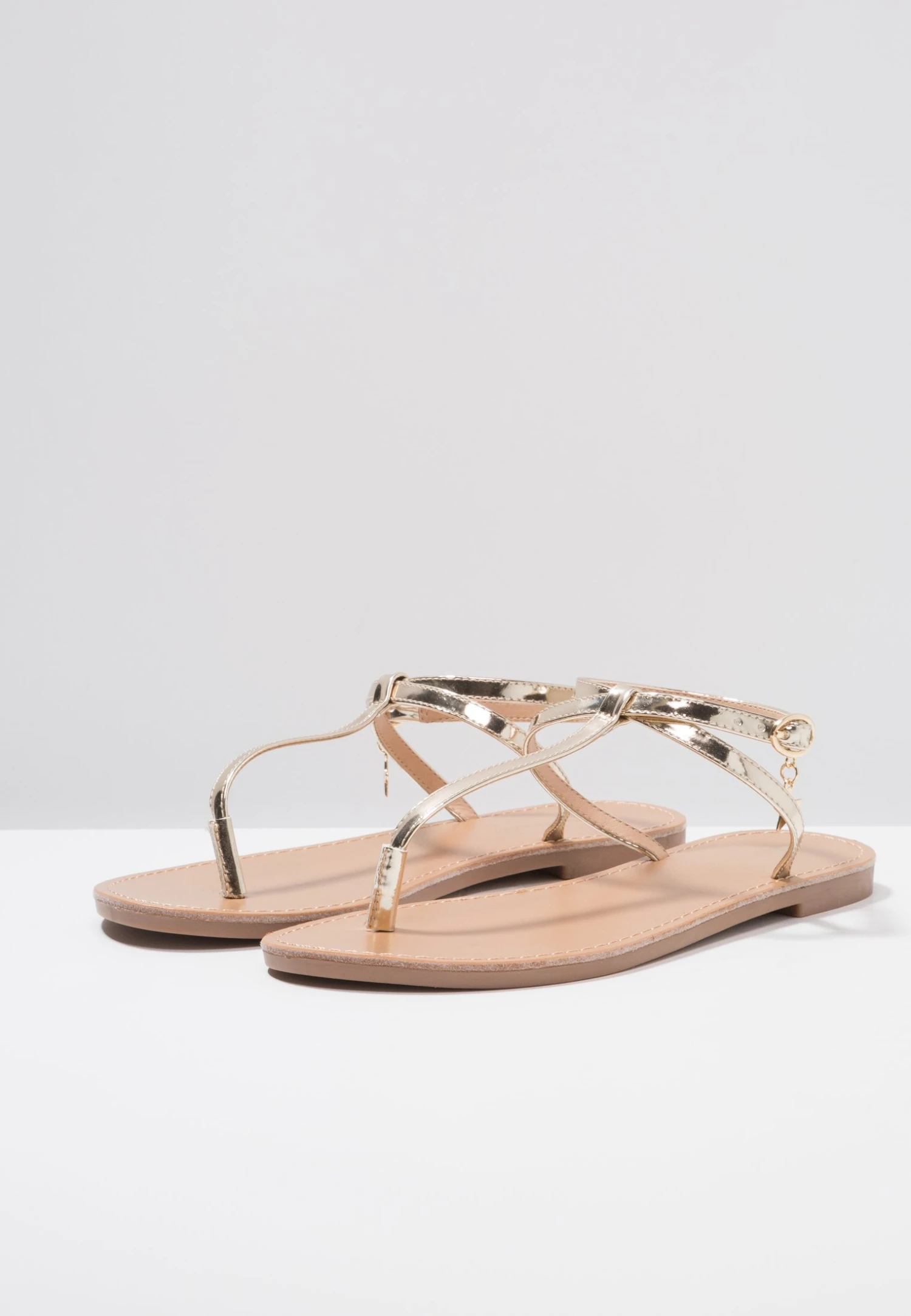 Even&Odd T-Bar Sandals - Gold 5 Even&Odd T-Bar Sandals - Gold - Image 5