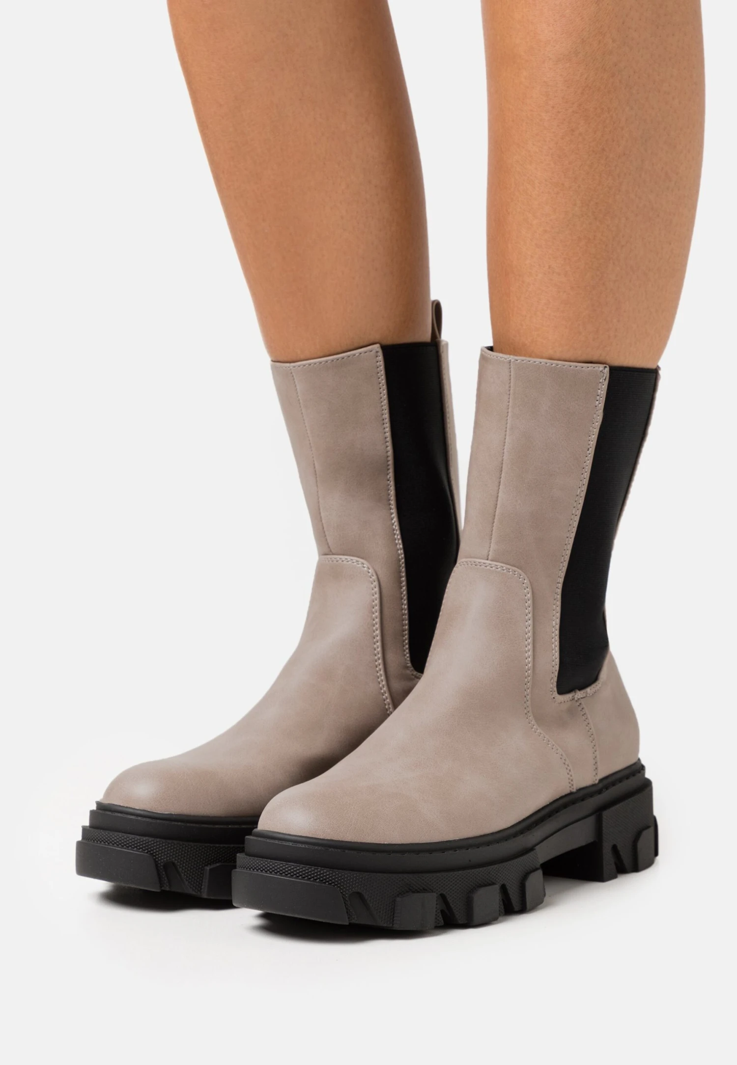 Even&Odd Platform Ankle Boots - Taupe 1 Even&Odd Platform Ankle Boots - Taupe