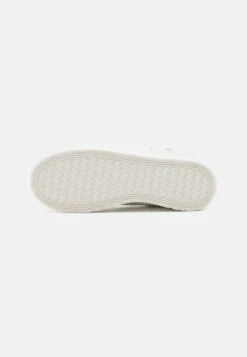 Even&Odd High-Top Trainers - White -Even-Odd Store 5c0c8d9cf35140689f63a1d09ff63ed5