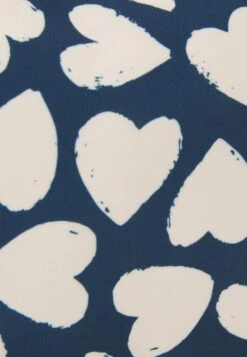 Even&Odd Wash Bag - Blue/White 7 Even&Odd Wash Bag - Blue/White -Even-Odd Store 64790eecbc454e82ac78c9b3b209e959