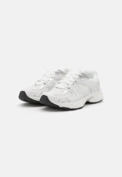 Even&Odd Trainers - Silver/White 8 Even&Odd Trainers - Silver/White -Even-Odd Store 65fc552140a34298860c5a62ca56e524