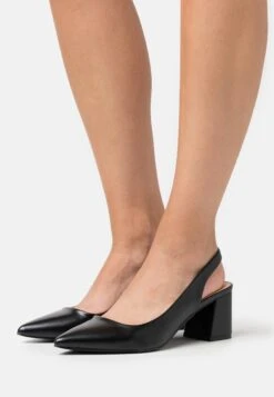 Classic Heels - Black