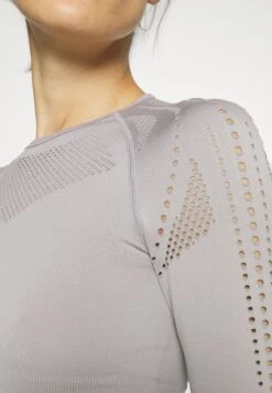 Long Sleeved Top - Grey 15 Long Sleeved Top - Grey -Even-Odd Store 6a3e4165175f40da9e6060318da8e1a1