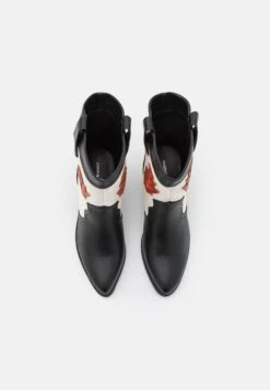 Even&Odd Cowboy/Biker Ankle Boot - Cowboy/Biker Ankle Boot -Even-Odd Store 6bf7ba13edf346b48787c528e8036a11