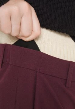 Even&Odd Trousers - Purple 19 Even&Odd Trousers - Purple -Even-Odd Store 6daf611b76d248f9a343c6572dd1b011