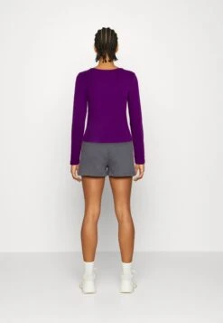 Even&Odd Long Sleeved Top - Purple 7 Even&Odd Long Sleeved Top - Purple -Even-Odd Store 7013cacef34c4ae6a436b765062e1958