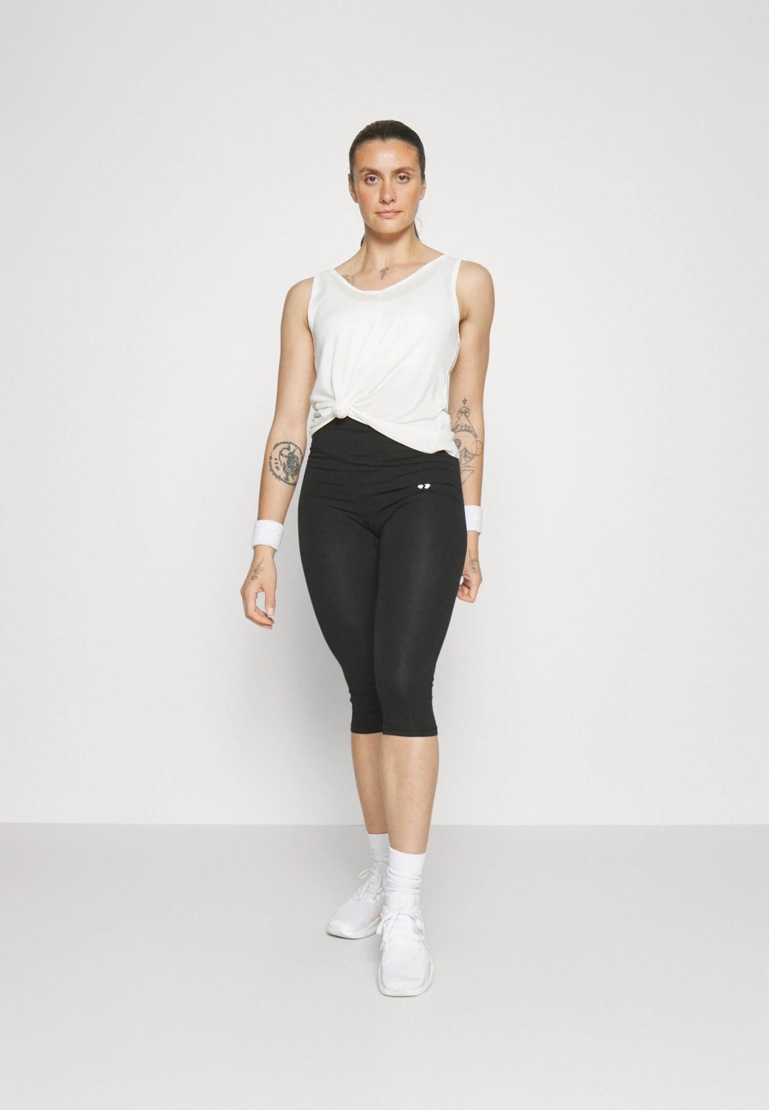 Top - White 2 Top - White - Image 2