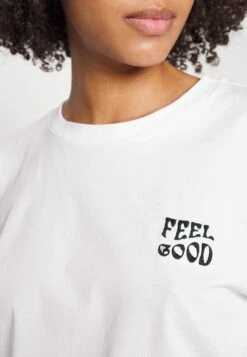 Even&Odd Clare Feel Good Chest Artwork- Print T-Shirt - White 9 Even&Odd Clare Feel Good Chest Artwork- Print T-Shirt - White -Even-Odd Store 776ed0e7e8de4b1ba859a48e031bf46e