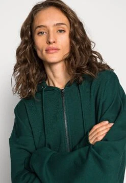 Even&Odd Zip-Up Sweatshirt - Dark Green 9 Even&Odd Zip-Up Sweatshirt - Dark Green -Even-Odd Store 78f798ac65eb444a9e93a7e33107795d