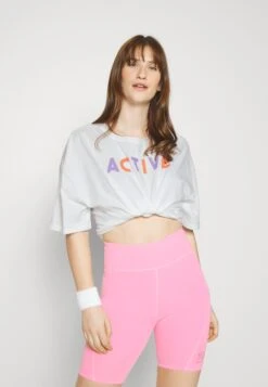 Oversized - Print T-Shirt - White -Even-Odd Store 7a9b14bc9b764d5ea1f88e62b615ae7a