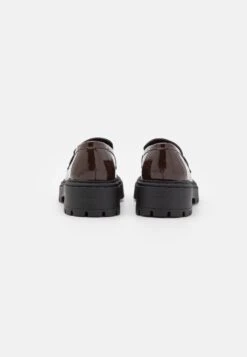 Even&Odd Slip-Ons - Brown 9 Even&Odd Slip-Ons - Brown -Even-Odd Store 7dbd162d3f374e1b999af6060336a21b