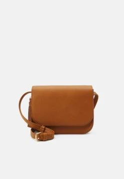 Even&Odd Across Body Bag - Cognac