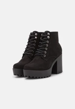 Lace-Up Ankle Boots - Black 8 Lace-Up Ankle Boots - Black -Even-Odd Store 824f5a221f96450ba741faabb005da08