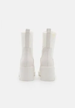 Platform Ankle Boots - White -Even-Odd Store 8271fe7ef9d649e5a50426e98f7fbae3