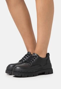 Even&Odd Lace-Ups - Lace-Ups