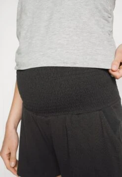 2 Pack - Shorts - Black/White -Even-Odd Store 866d463fecec43699256f2790e67e12f