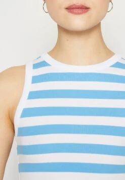 Even&Odd Top - Blue/White 11 Even&Odd Top - Blue/White -Even-Odd Store 8715bbe13b964798ae5ca5ff59986eae